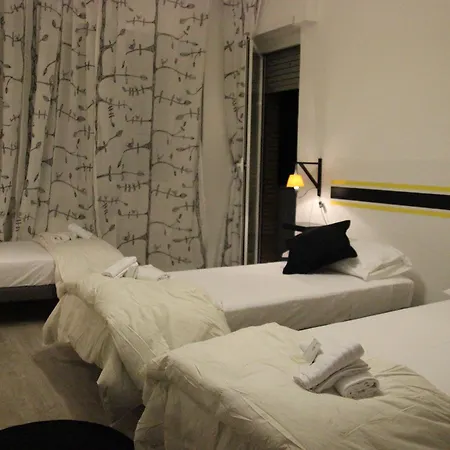 Hotel Iron Bridge Roma