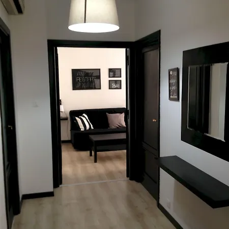 Hotel Iron Bridge 2*